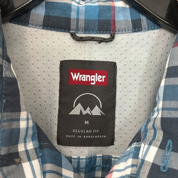 Men’s Wrangler Plaid Short Sleeve Button Shirt, Medium, Blue/Gray/Red - Picture 4 of 6